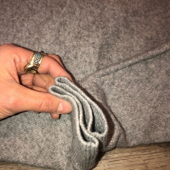 SNIDEL Angora Wool Blend Sheer Shoulder Flower Appliqué Cropped Sweater - Picture 5 of 10